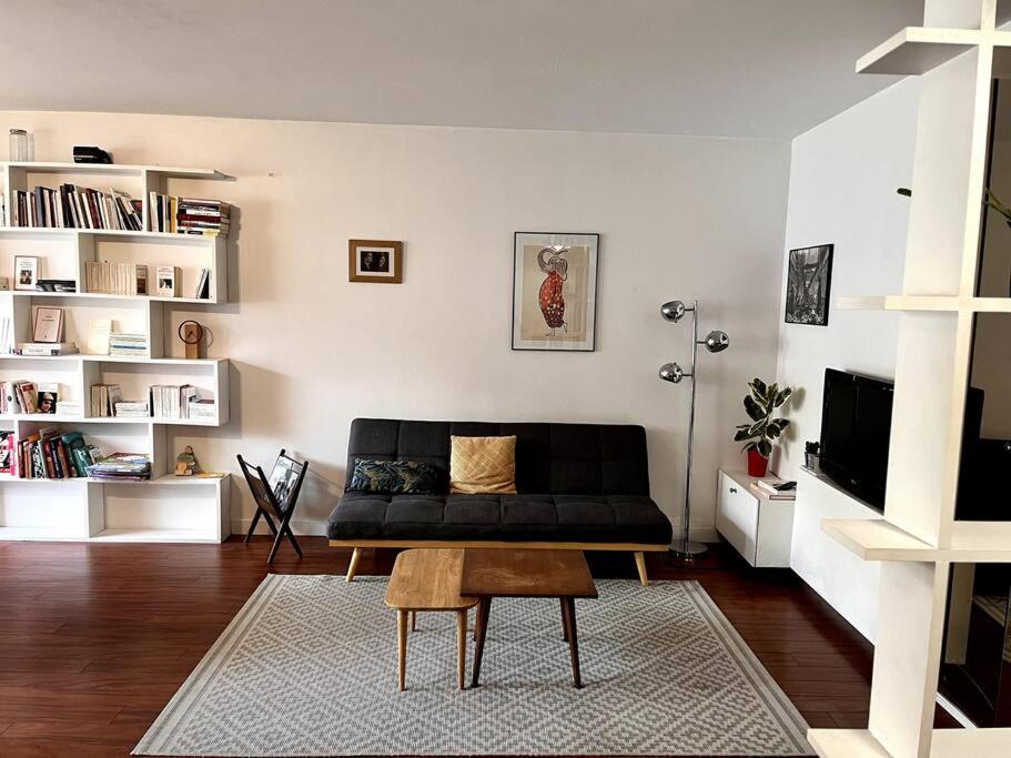 Paris : Appartement Familial Avec Parking Prive Clichy Exterior photo