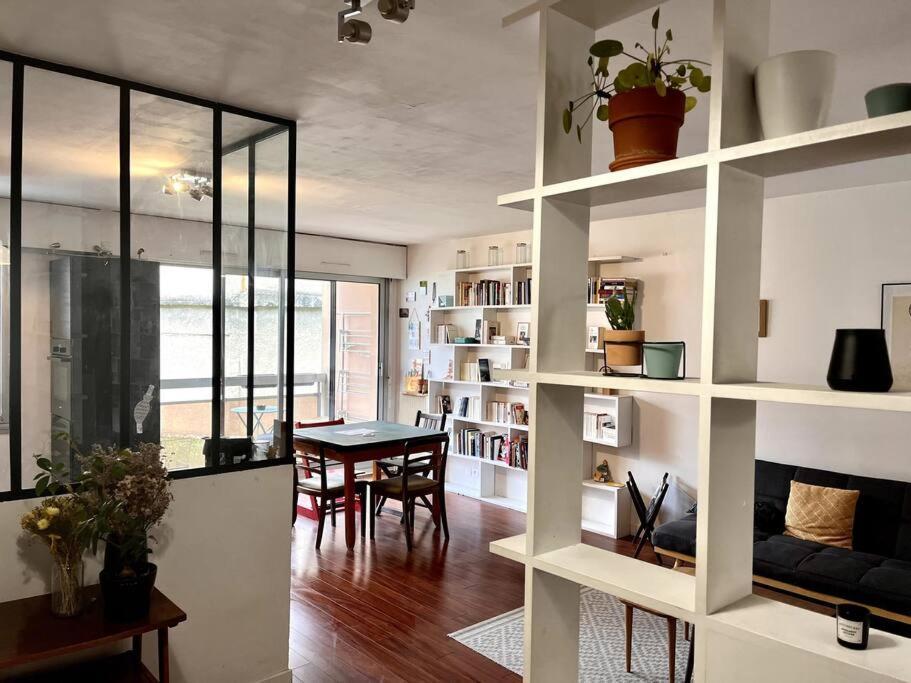 Paris : Appartement Familial Avec Parking Prive Clichy Exterior photo