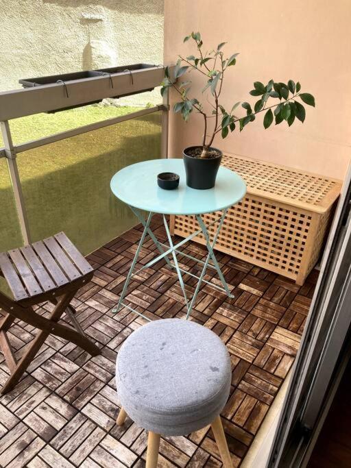 Paris : Appartement Familial Avec Parking Prive Clichy Exterior photo